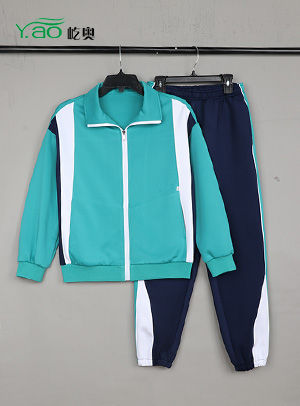 為什么要穿校服？不穿校服可以嗎？