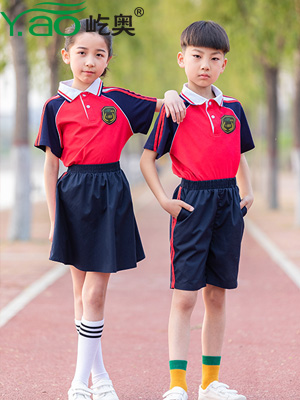 校服設(shè)計(jì)是否要考慮防水因素？